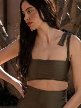 Heidi Merrick Vincent Tie Bikini Top Sz L Militare Shimmer Green